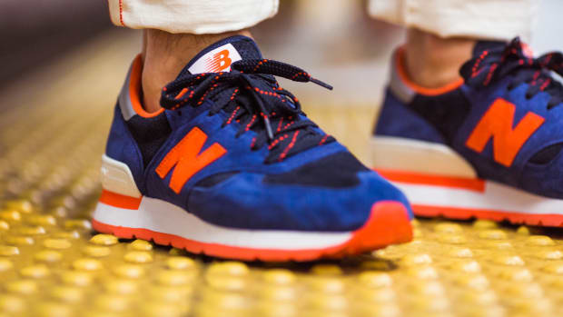 new balance moonshot