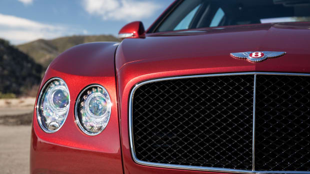 Bentley Flying Spur V8 S (5).jpg