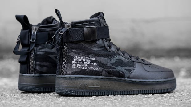 Nike Special Field Air Force 1 Mid