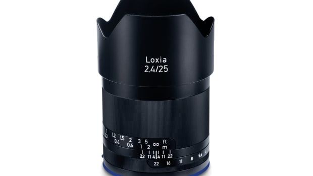 Zeiss Loxia 25mm