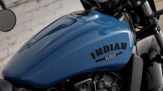 2022-Indian-Scout-Rogue-27