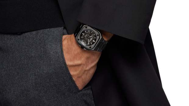 bell-ross-br-05-black-ceramic-21