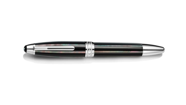 Montblanc Meisterstück Moon Pearl