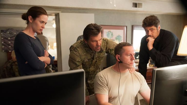 Sicario Trailer