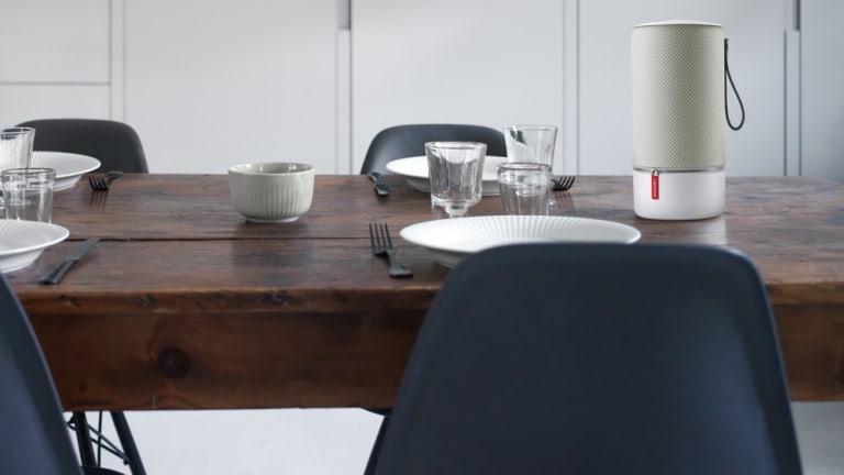 Libratone brings together acoustics and aesthetics with their Zipp Speakers