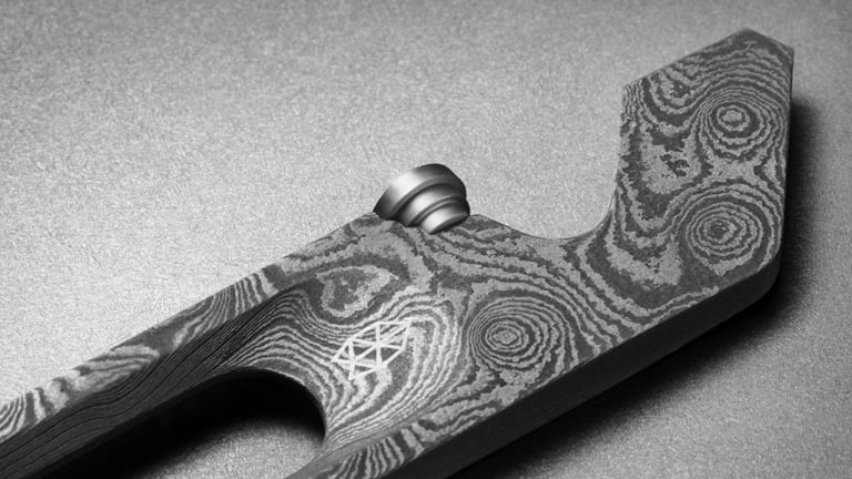 The James Brand releases a duo of Damascus steel pieces
