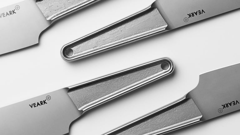 Veark modernizes the Santoku knife with a single piece of stainless steel