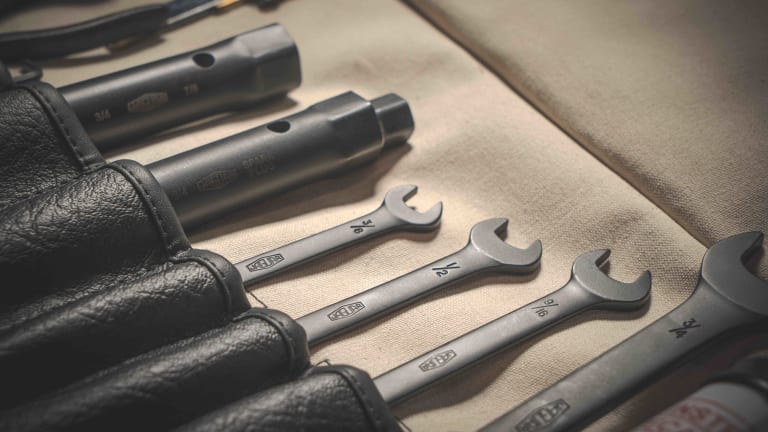 Jaguar Classic re-releases the original E-Type toolkit