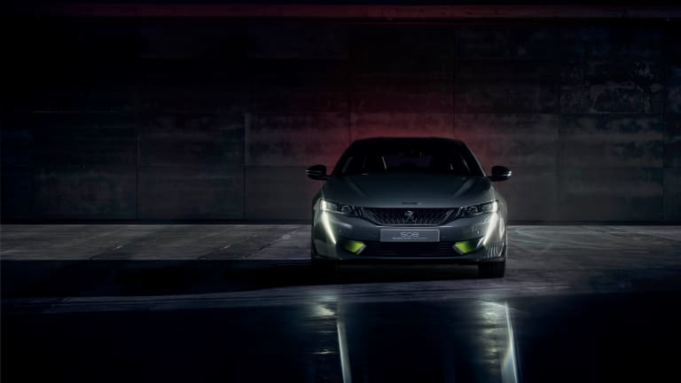 Peugeot's Concept 508 breaks cover with 400 horses of hybrid power