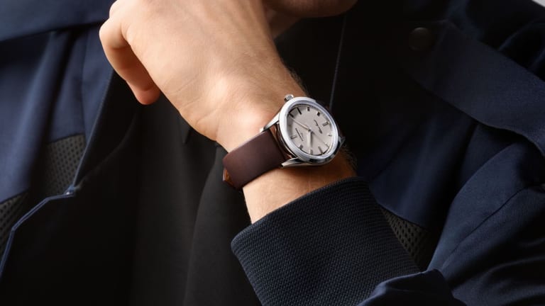 The Longines Silver Arrow is an elegant tribute to 1950s German sports cars