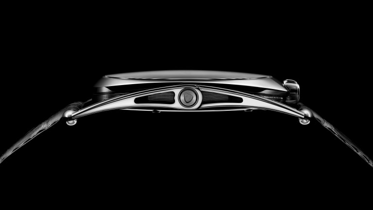 De Bethune's DB28XP commemorates the 10th anniversary of its DB28 with an ultra-thin special edition