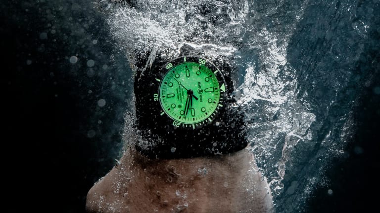 Bell & Ross adds a new dive watch to its "Lum" collection