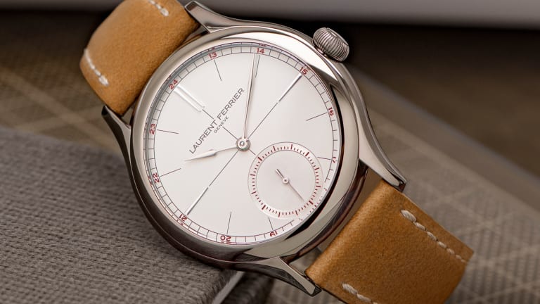 Laurent Ferrier celebrates its 10th anniversary with the elegant Classic Origin Opaline