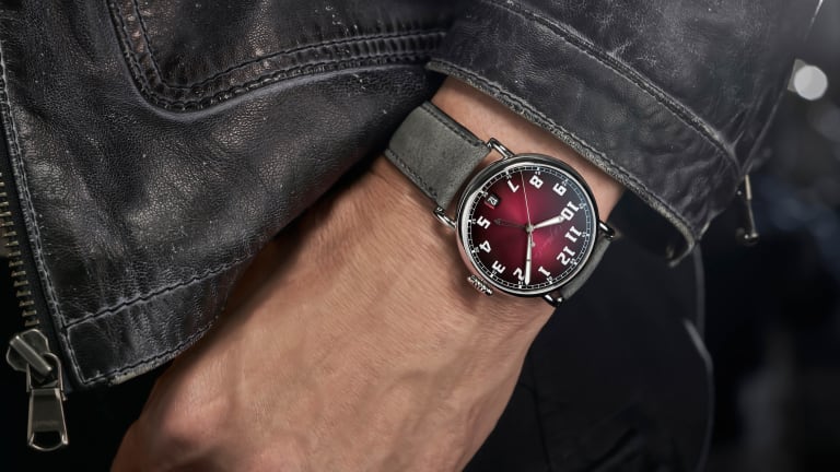 H. Moser introduces the Heritage Dual Time