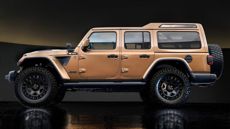 Jeep brings a three-row Wrangler with its new Overlook concept