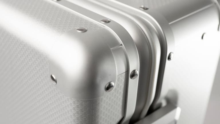 Move introduces an aluminum suitcase for under $200