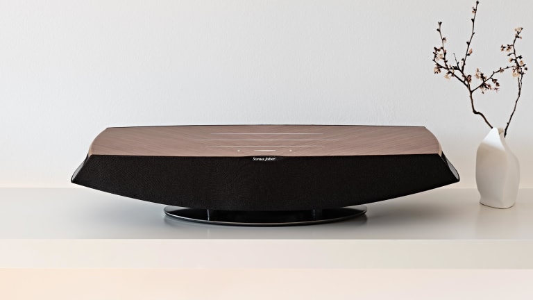 Sonus Faber's Omnia is a wireless speaker that has a love for vinyl
