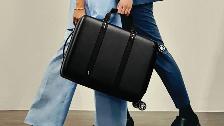 Vocier's new carry-on combines classic luggage styling with lightweight hardshell construction