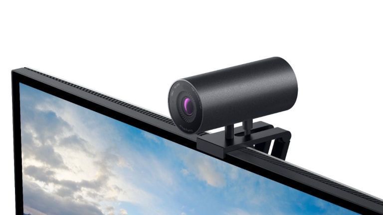Dell brings back a familiar form factor for its new UltraSharp Webcam