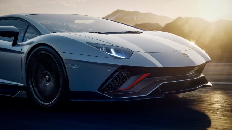 Lamborghini unveils the final Aventador