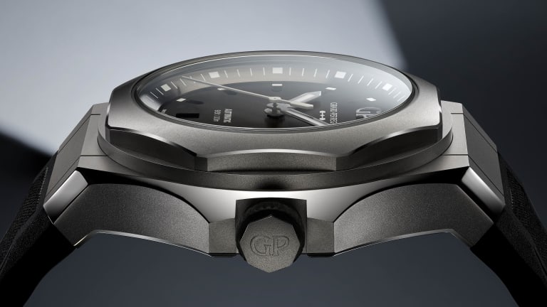 Girard Perregaux unveils the Laureato Absolute Ti 230