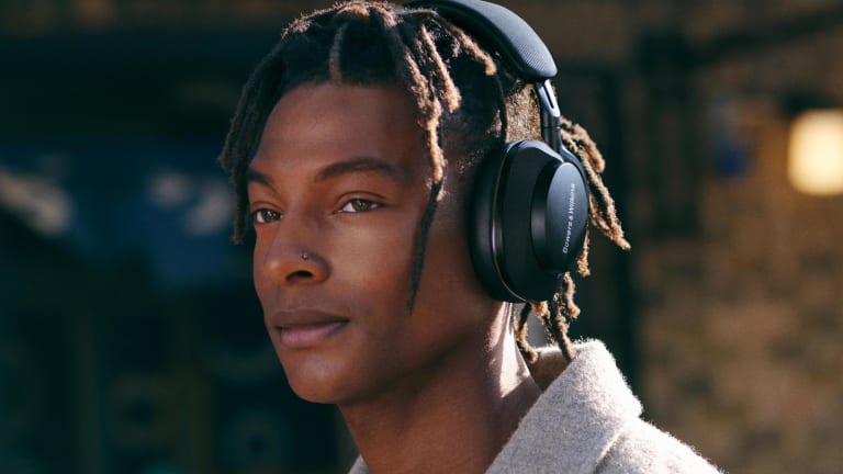 Bowers and Wilkins introduces its new PX7 S2 noise-cancelling headphone