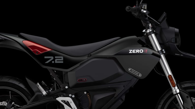 Zero blacks out the FXE electric motorcycle for 2023