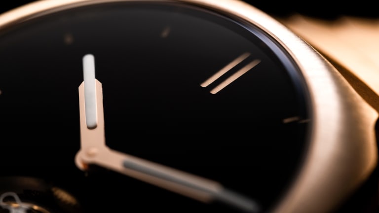 H. Moser & Cie launches a red gold Streamliner with a Vantablack dial