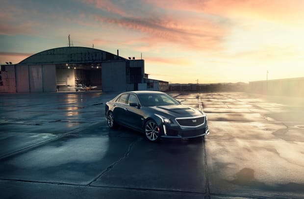 2016-Cadillac-CTS-V-Sedan-001.jpg