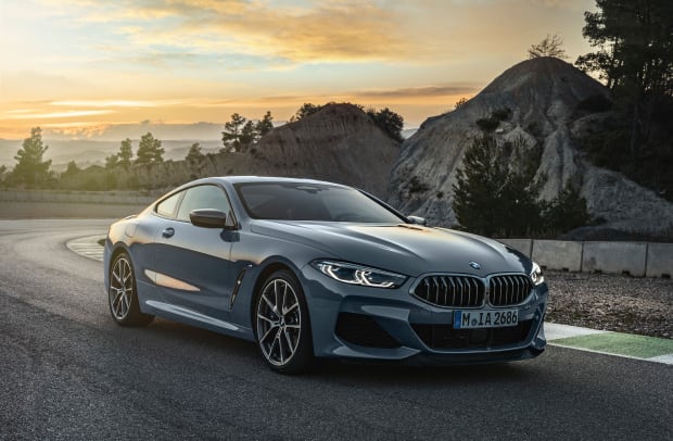 P90306631_highRes_the-all-new-bmw-8-se