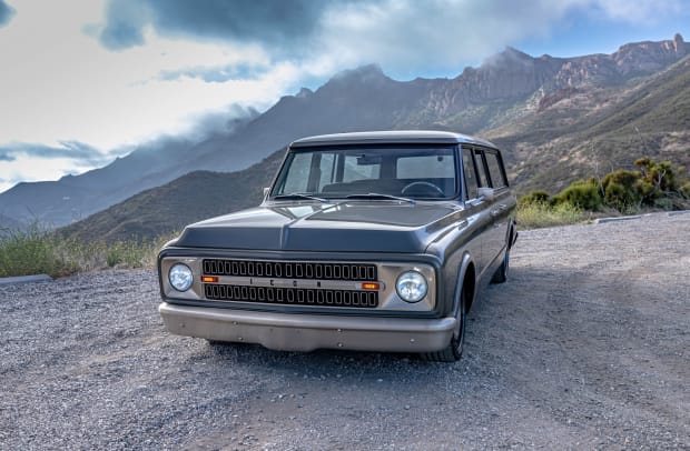 Icon's 1970 Suburban is a 1000-hp highway hauler - Hagerty Media