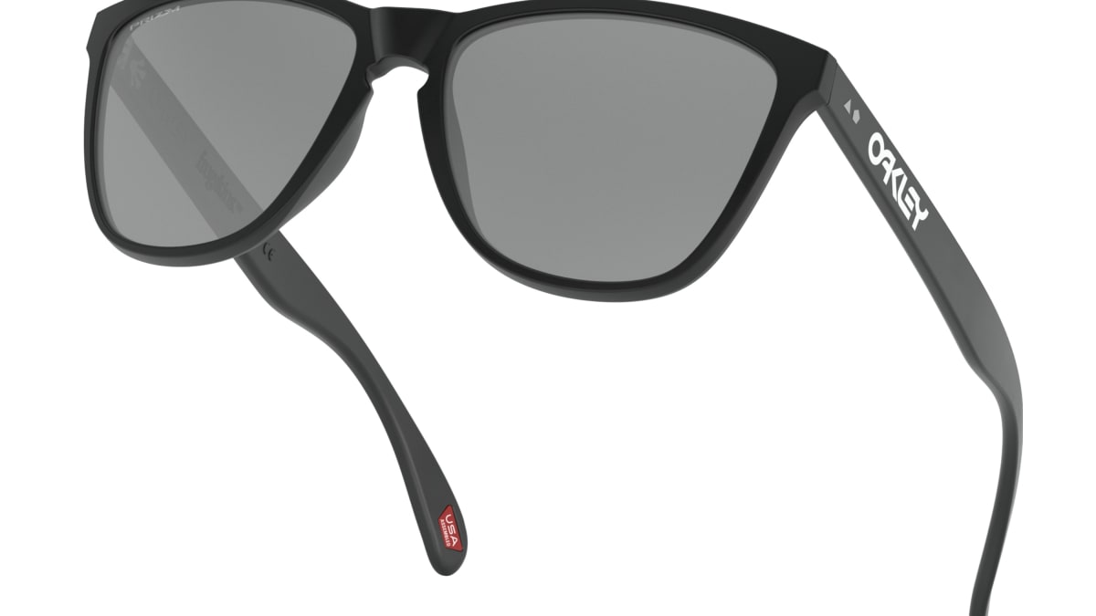 Oakley Celebrates The 35th Anniversary Of The Frogskins Acquire Oakley Celebrates The 35th Anniversary Of The Frogskins Acquire