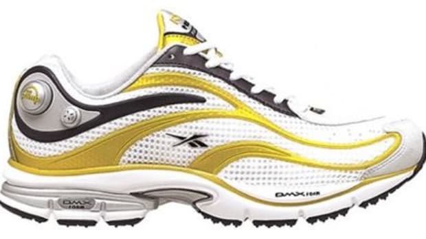 Reebok pump 20th oro sales