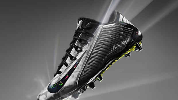 Nike Vapor HyperAgility Cleat Acquire