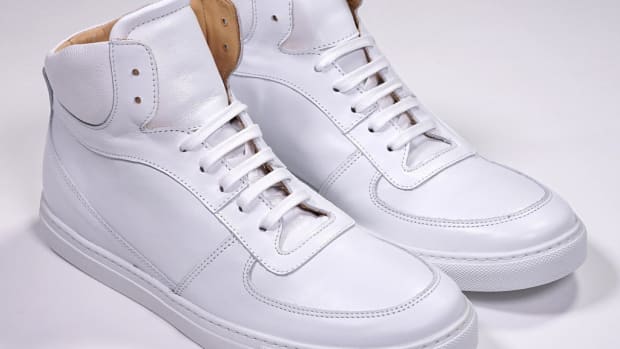 Epaulet discount tennis trainer