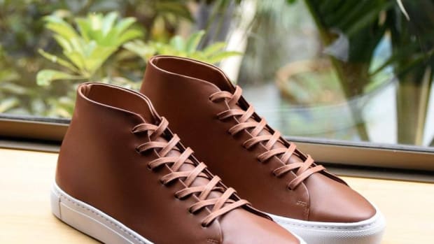 Beckett metallic sneaker sales