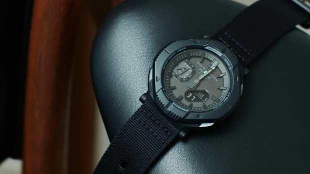 Montblanc s new Twin Smart Strap adds smartwatch functionality to your mechanical timepiece Acquire