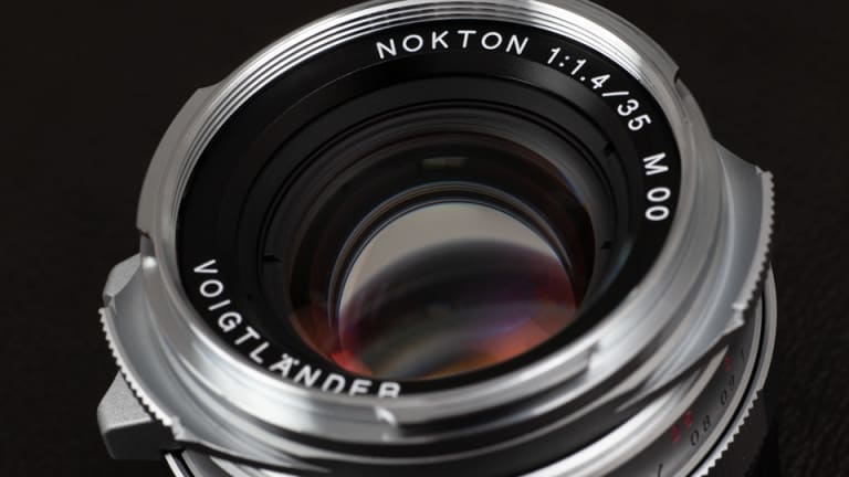 Voigtlander creates a Nokton Classic 35mm F1.4 MC VM for MapCamera 