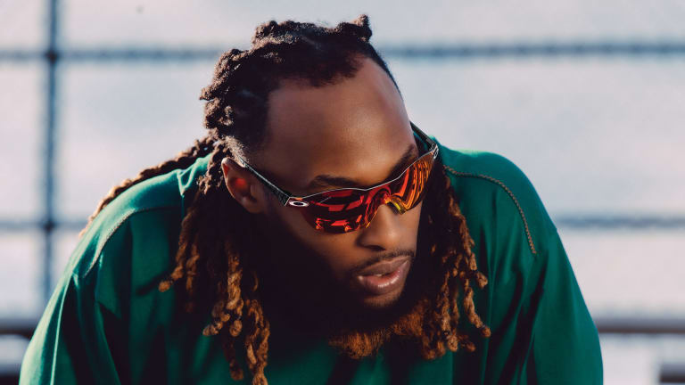 Oakley launches the sequel to the Sub Zero - Acquire Oakley launches the sequel to the Sub Zero - Acquire