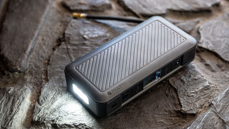 Mophie air jump starter portable sales charger and air compressor