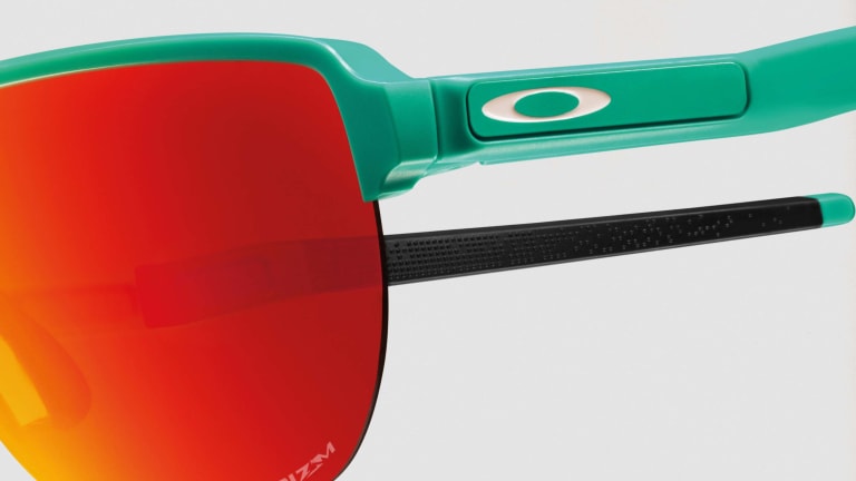 Oakley introduces a new collection of sunglasses for runners Acquire