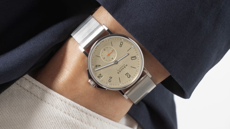 Nomos duw 6101 hotsell