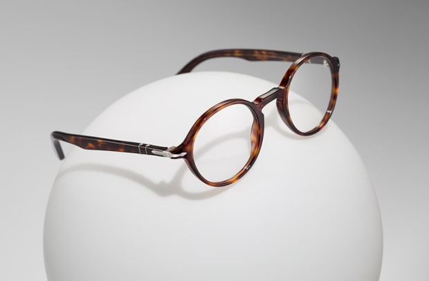 Persol s Galleria 900 collection takes the brand back to the 1940s