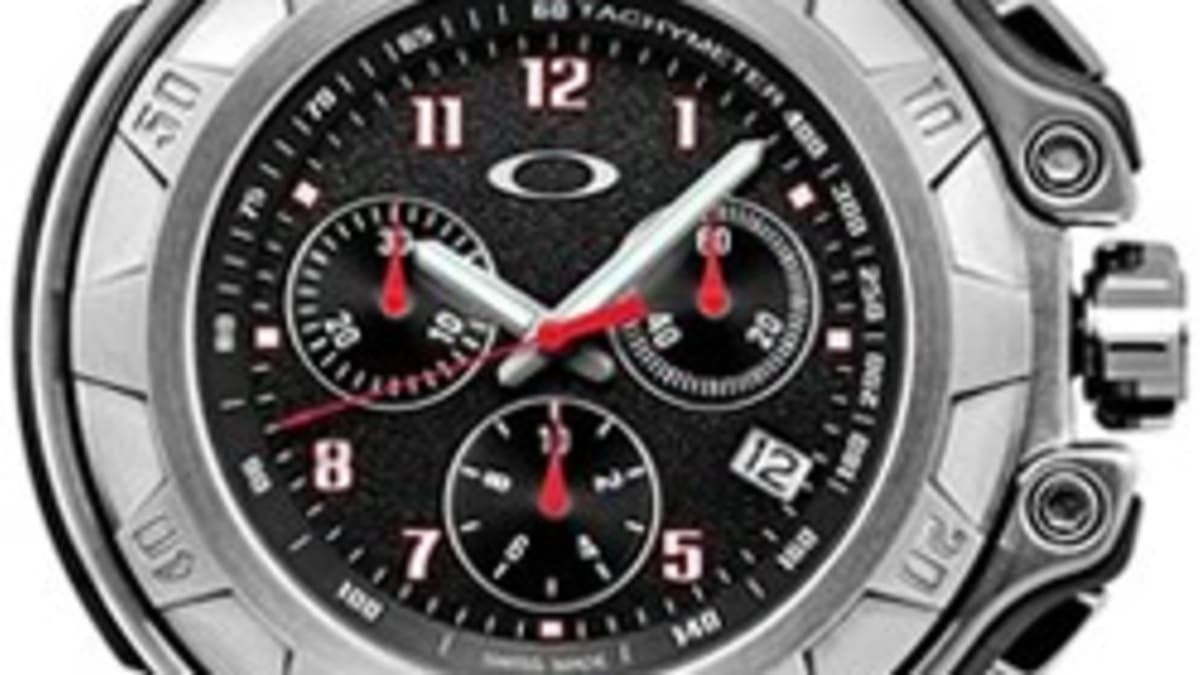 Oakley 2025 crankcase watch