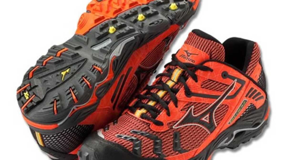 Mizuno Wave Cabrakan Acquire