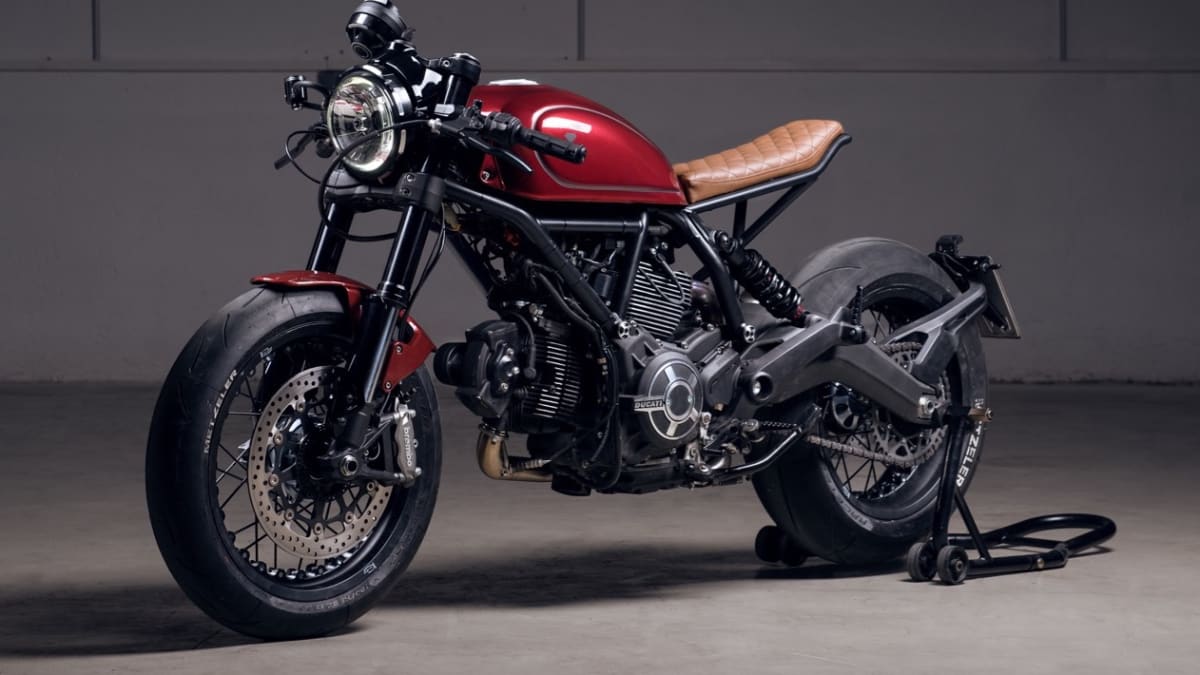 Ducati diamond atelier top