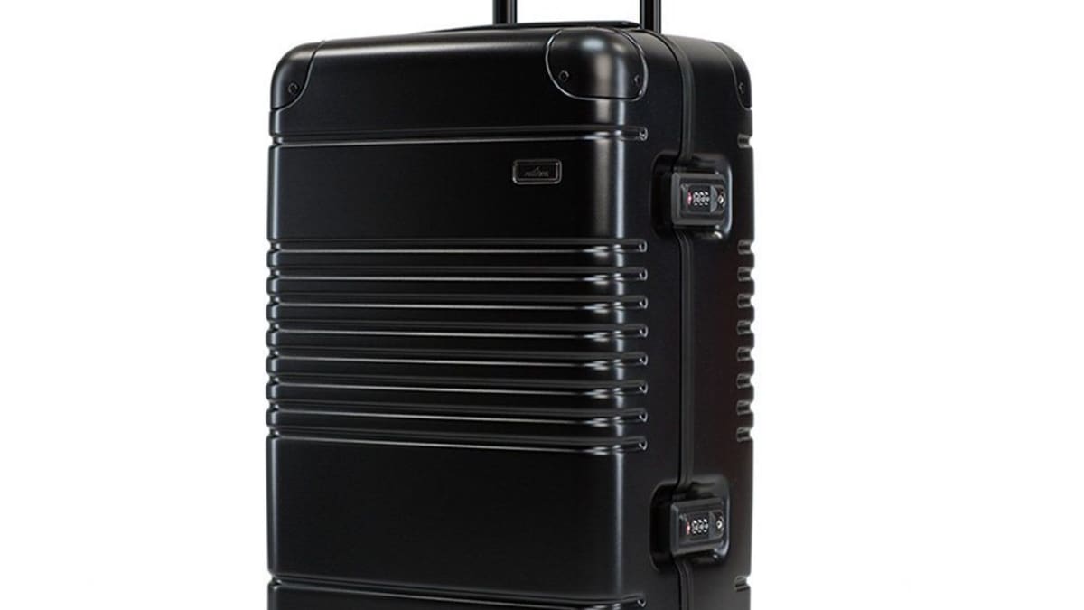 Arlo Skye introduces a polycarbonate version of its Carry On suitcase Acquire