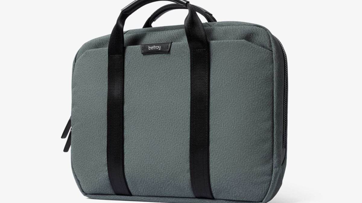 Bellroy laptop deals bag