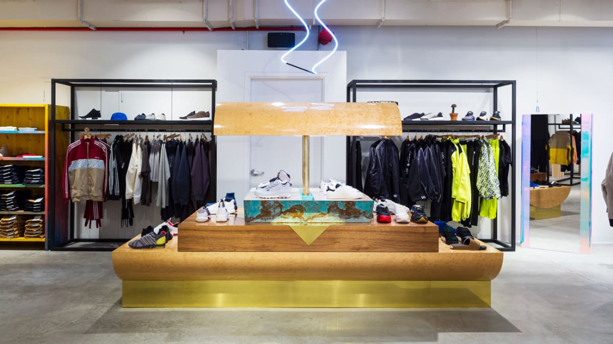 Sneakersnstuff store store