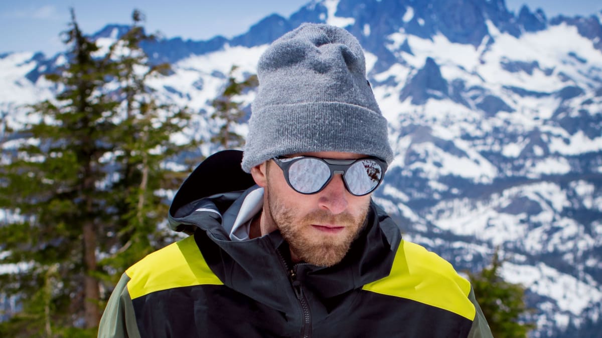 Oakley clifden snow sapphire on sale